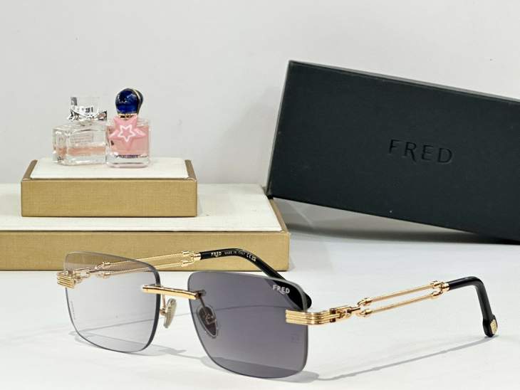 Picture of Fred Sunglasses _SKUfw70119901fw